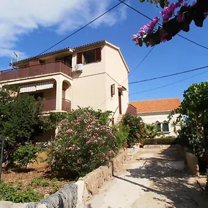 Vala Apartman Bozava